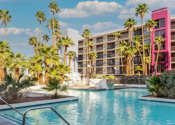 Phoenix-mesa Chandler By Ihg Hotel
