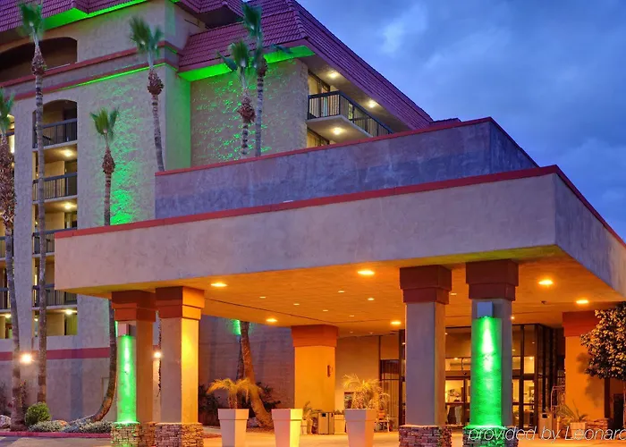 Phoenix-mesa Chandler By Ihg Hotel