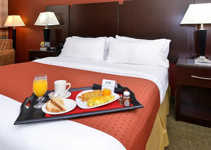 Phoenix-mesa Chandler By Ihg Hotel 3*